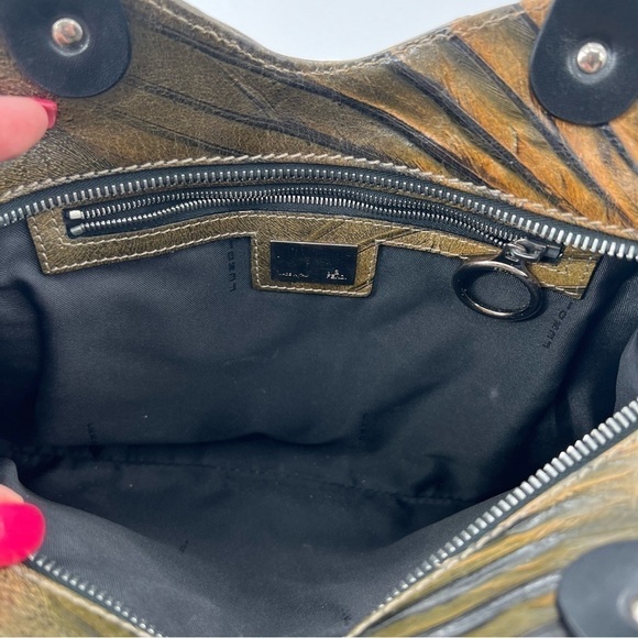 VINTAGE Rare Fendi palm leather hand purse - Picture 11 of 13